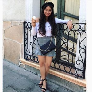 Meet your Posher, Isabel